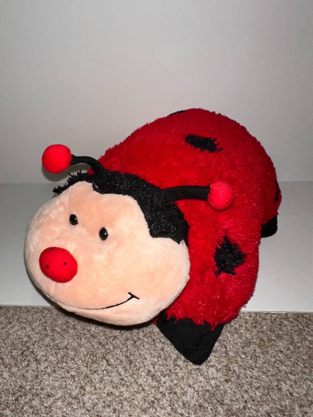 2010 Retired Pillow Pet Red Black Ladybug Folding Stuffed Plush Animal Large 18"